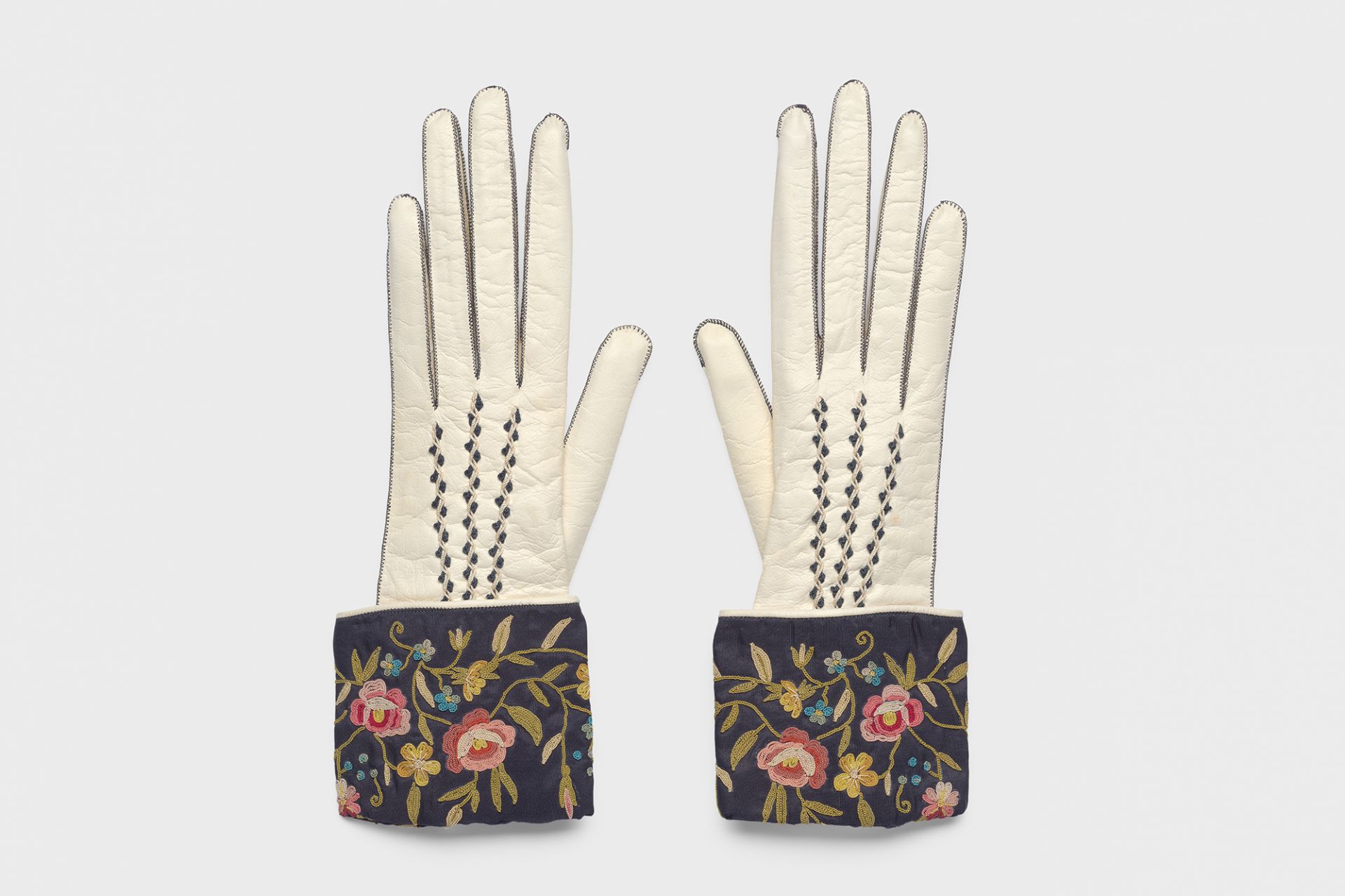 Gloves with envelope cuffs, Maurice Vallet company, Paris, France, 1910s/20s