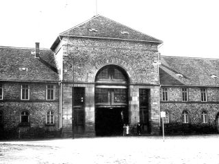 2026-12-13_kultur_fuehrung_architektur-c-archiv-deutsches-ledermuseum.jpg