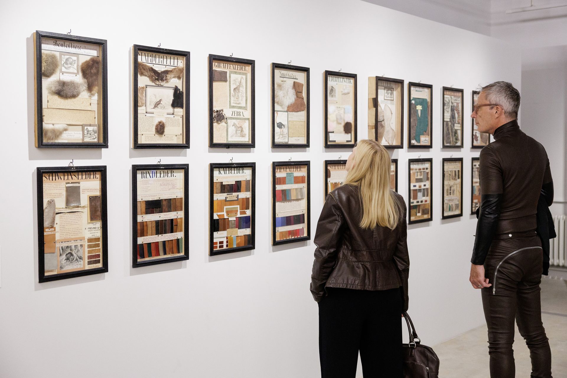 Ausstellungsansicht Am Wendepunkt: Das Deutsche Ledermuseum.