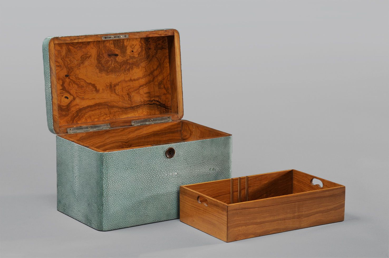 Teekasten, England, um 1920 &copy; Deutsches Ledermuseum, C. Perl-Appl