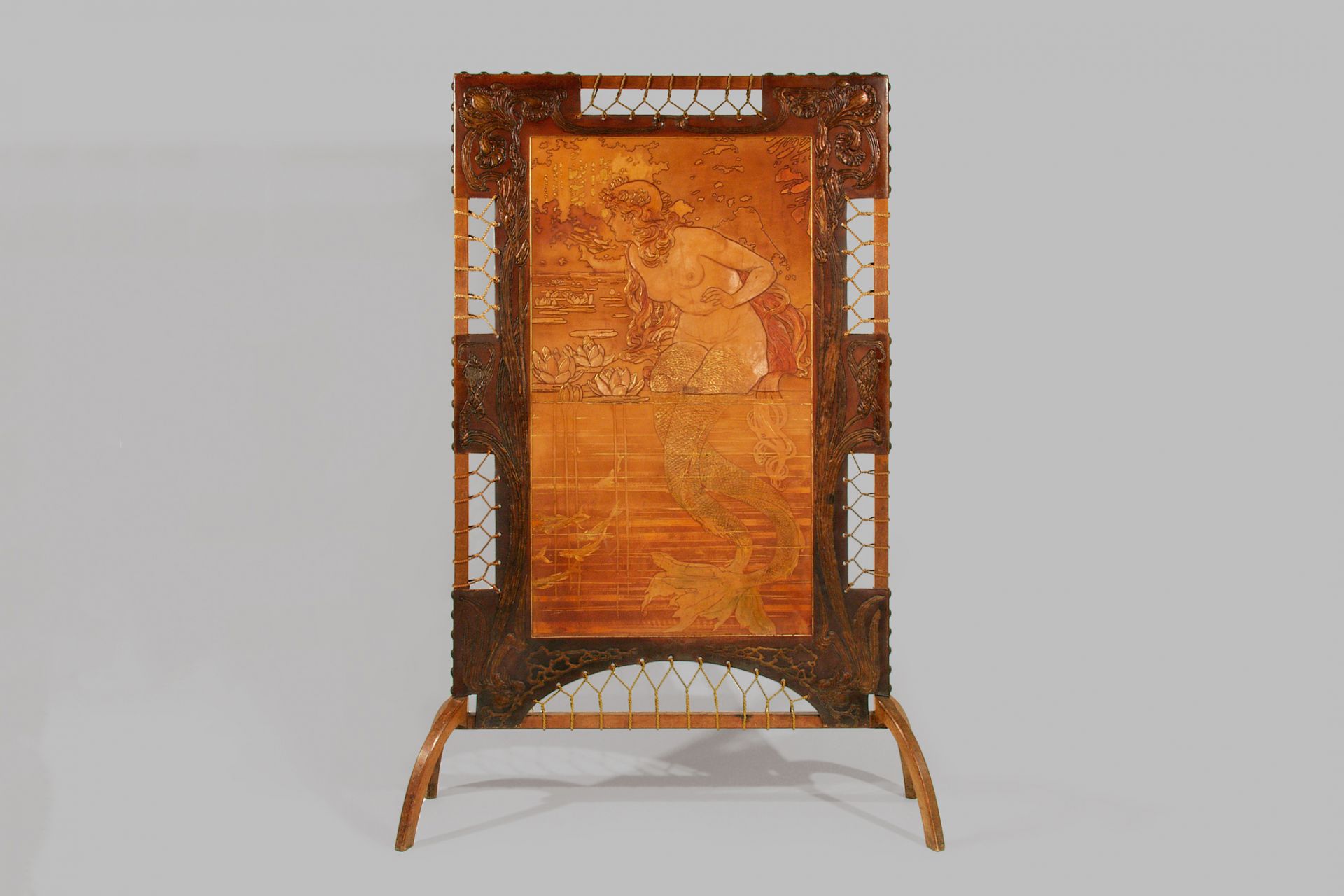 Wandschirm, Georg Hulbe, Hamburg, 1899/1900 &copy; Deutsches Ledermuseum, C. Perl-Appl