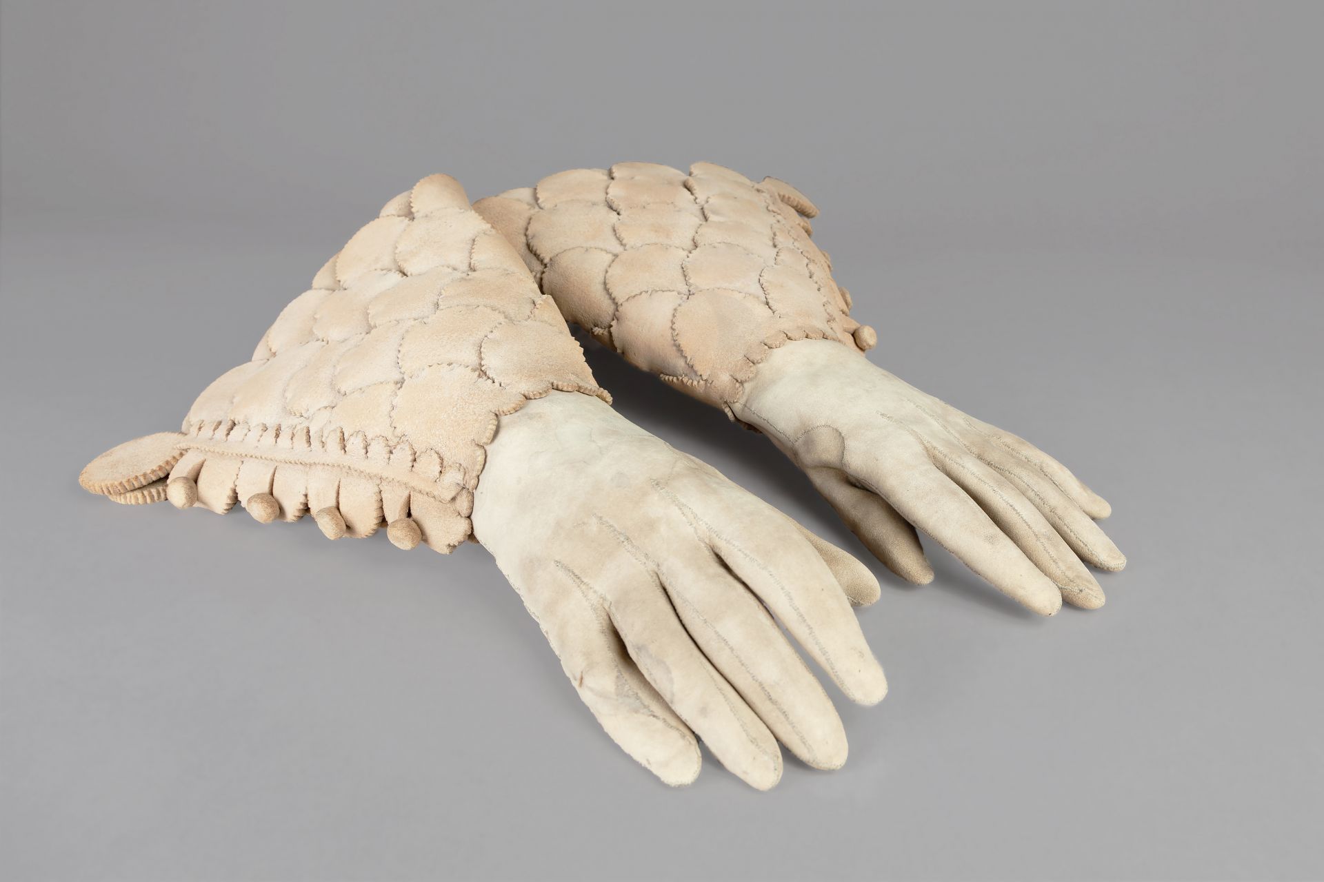 Handschuhe, Elchleder, England, 17. Jahrhundert